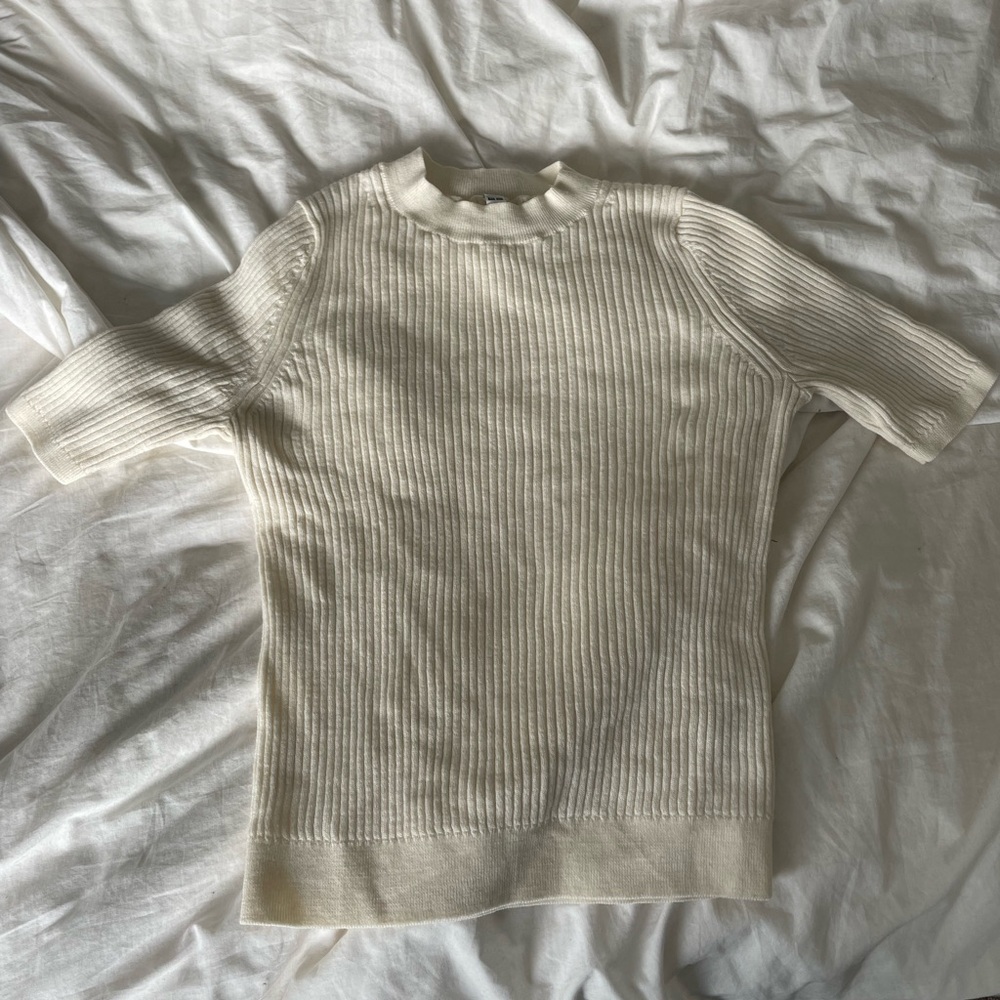 Uniqlo Off-White Ribbed Knit Top